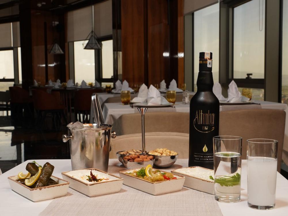 Crowne Plaza Cappadocia - Nevsehir By Ihg Hotel Exterior photo