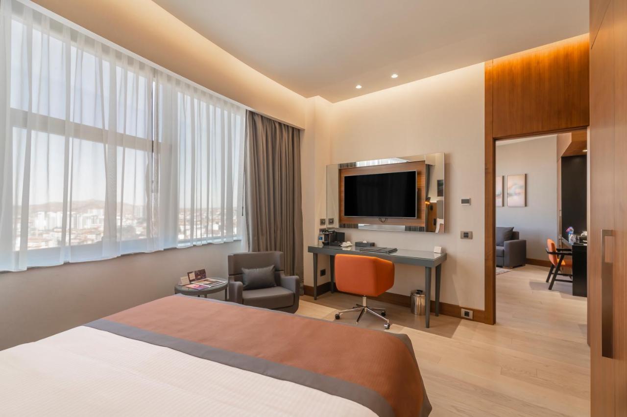 Crowne Plaza Cappadocia - Nevsehir By Ihg Hotel Exterior photo
